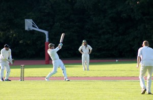 Wembrige the cap tonks one while Altmann double teapots and Cassandra Craig watches hopefully © Philip Crebbin